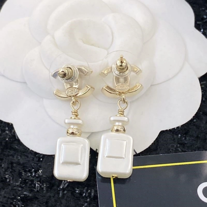 Chanel Earrings QuickDry 225268