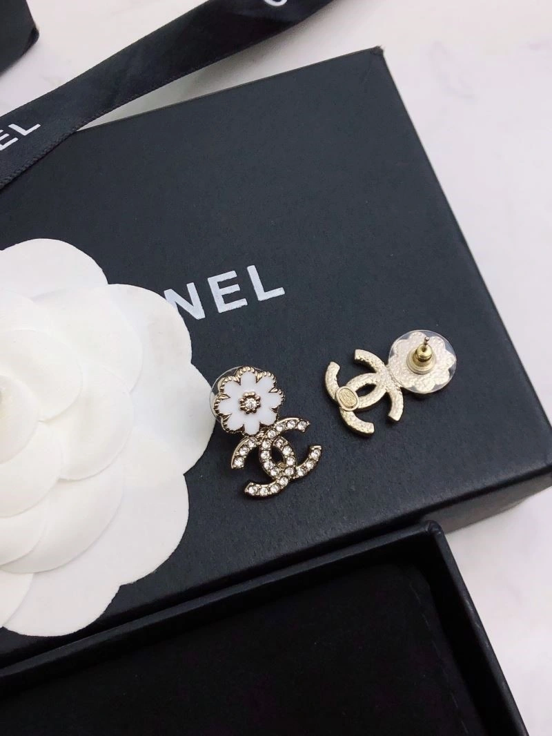 Bold Chanel Earrings 225262