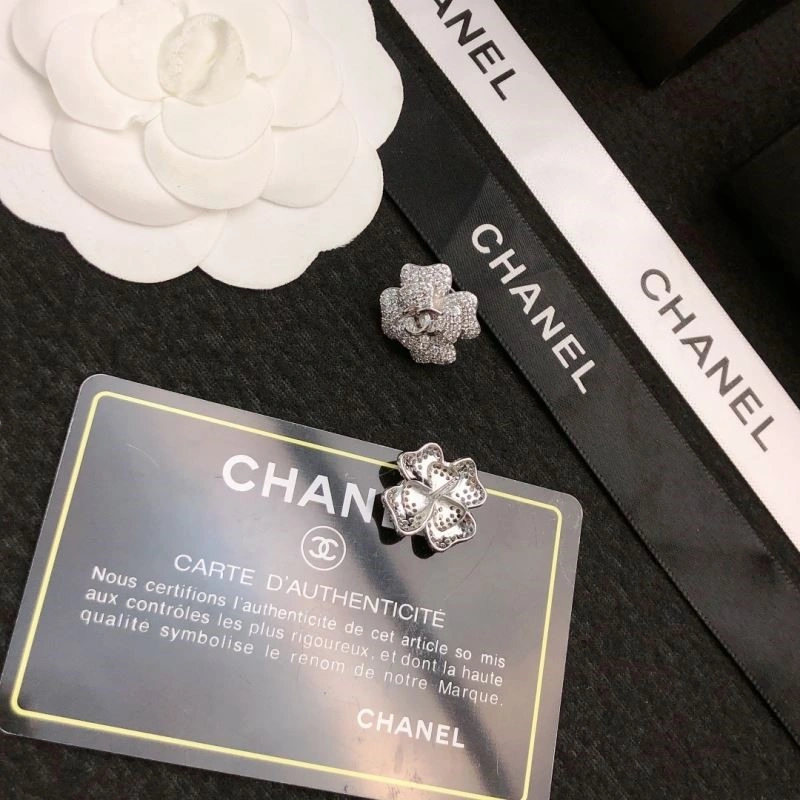 Durable Chanel Earrings 225238