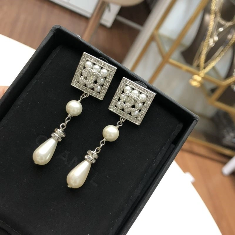Chanel Earrings FreshLook 225245