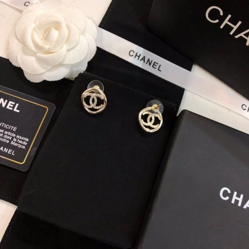Chanel Earrings Lightweight 225260