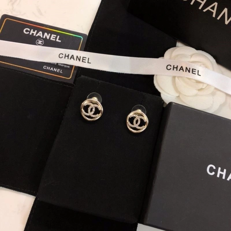 Chanel Earrings Lightweight 225260