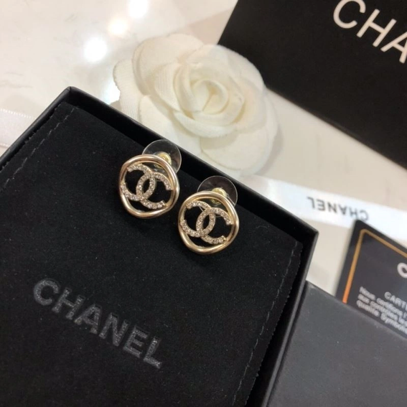 Chanel Earrings Lightweight 225260