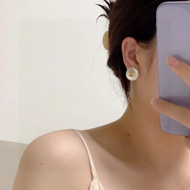 Chanel Earrings Durable 225251