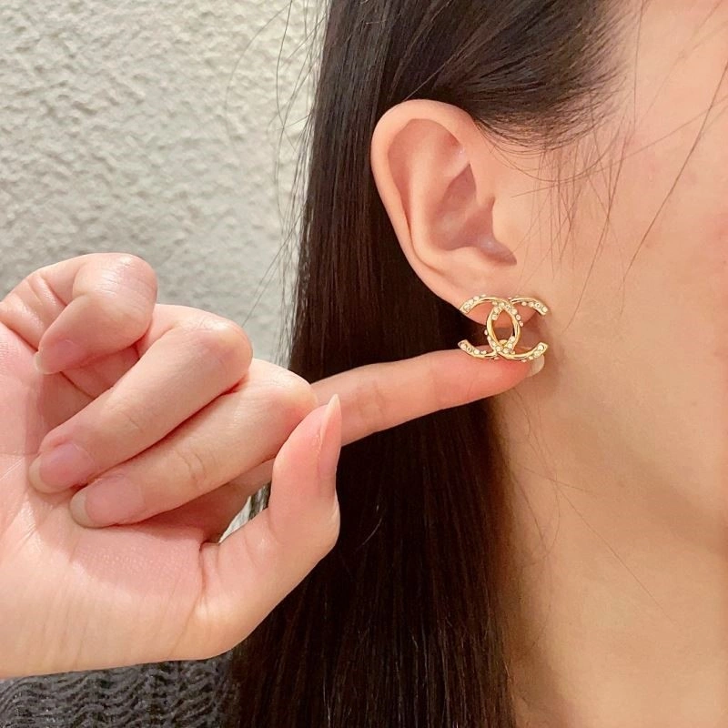 RelaxedFit Chanel Earrings 225242