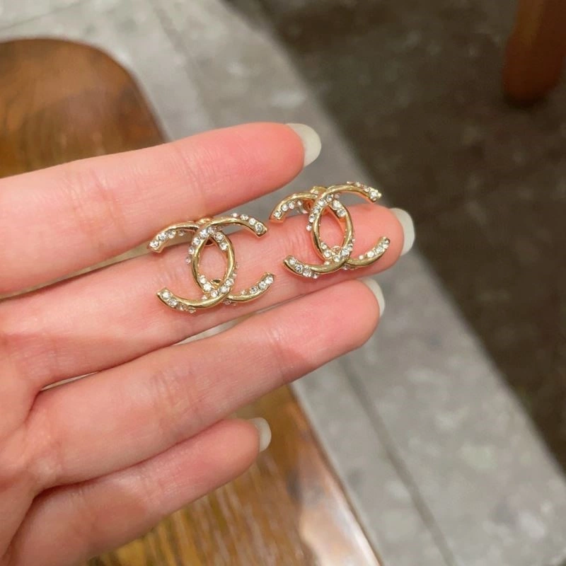 RelaxedFit Chanel Earrings 225242