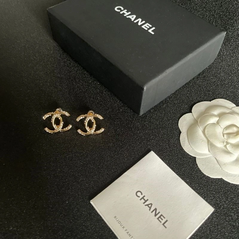 RelaxedFit Chanel Earrings 225242