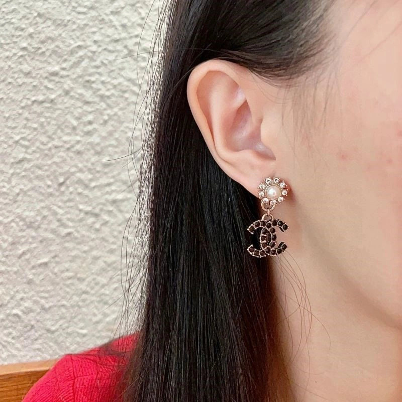Chanel Earrings HighQuality 225232