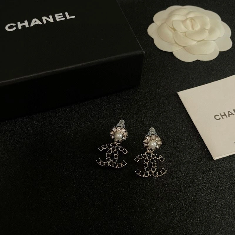 Chanel Earrings HighQuality 225232