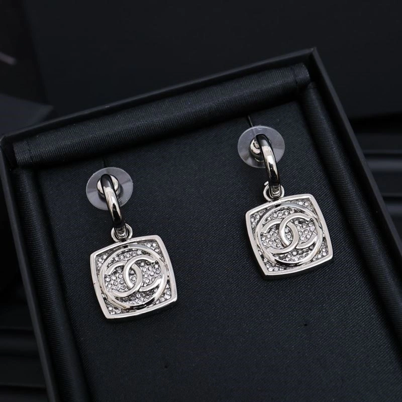 Chanel Earrings Timeless 225233