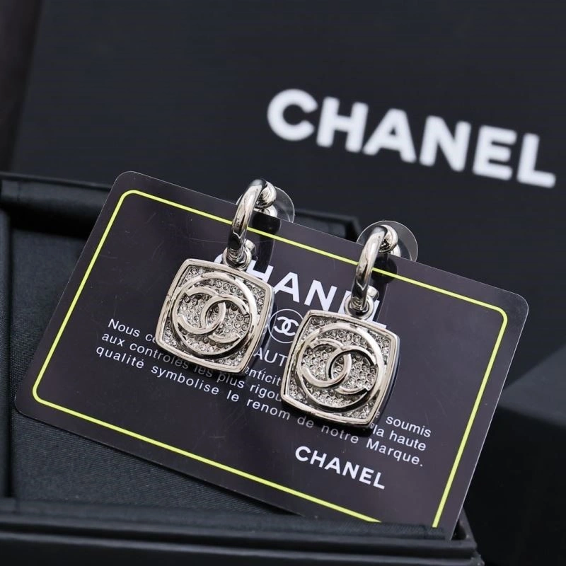 Chanel Earrings Timeless 225233