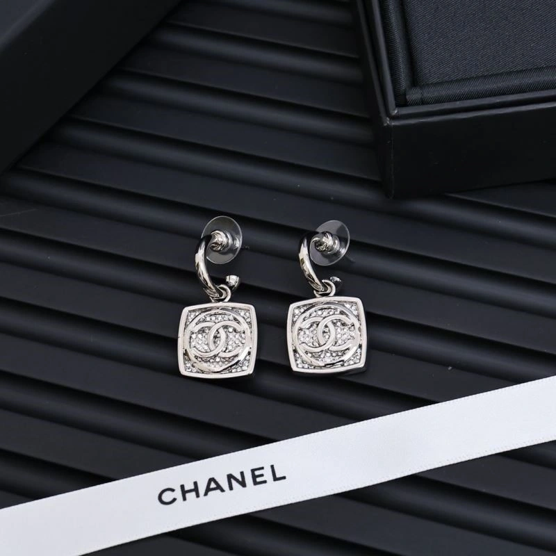 Chanel Earrings Timeless 225233