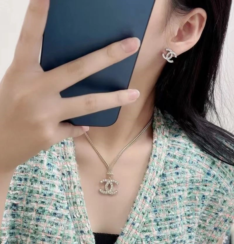 Chanel Earrings OdorResistant 225230