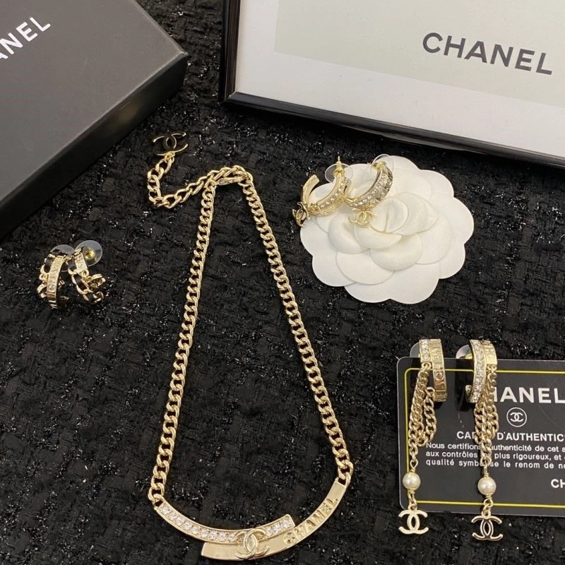 ZeroBulk Chanel Earrings 225217