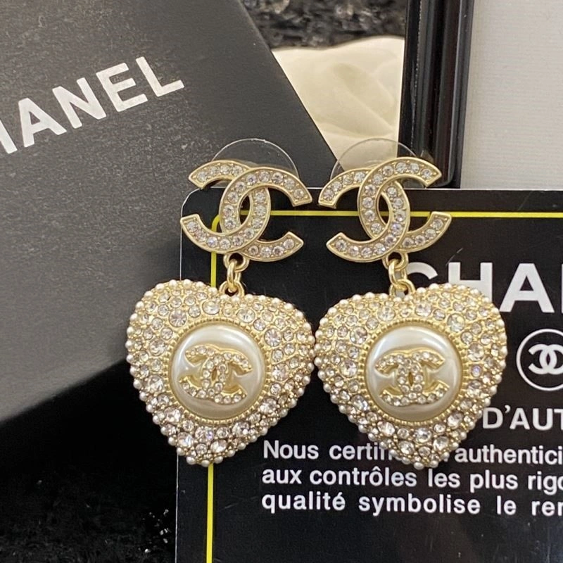 Chanel Earrings Unique 225370