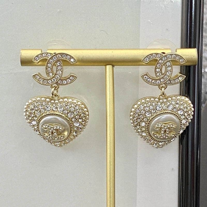Chanel Earrings Unique 225370