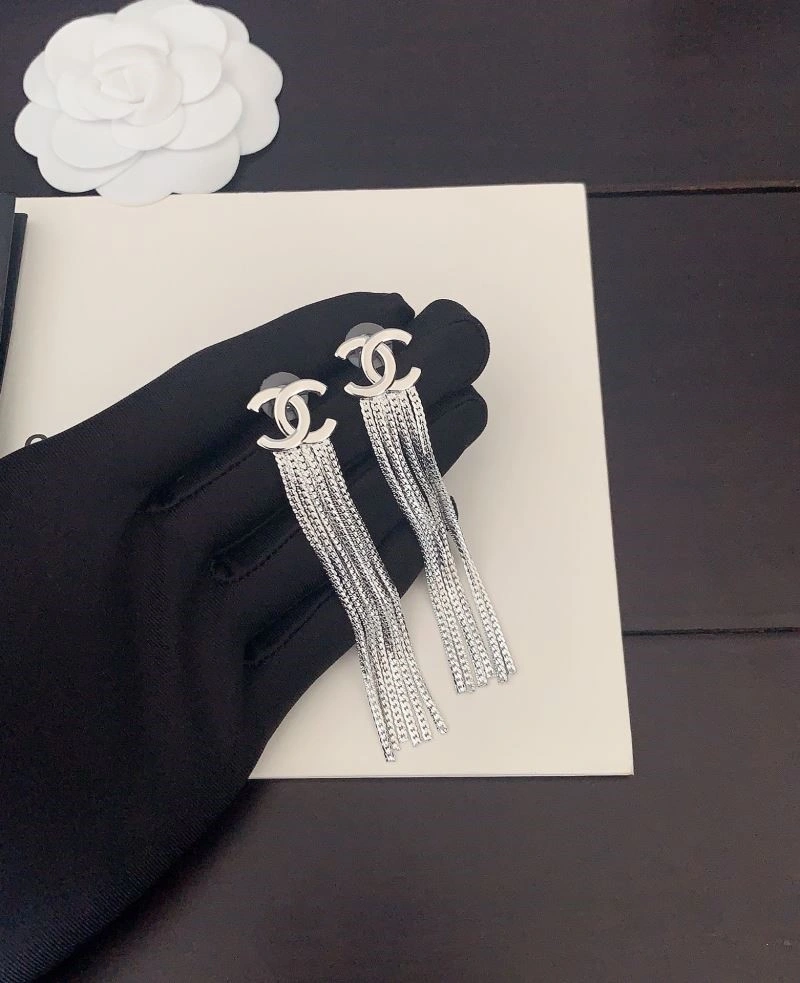 Lightweight Chanel Earrings 225226