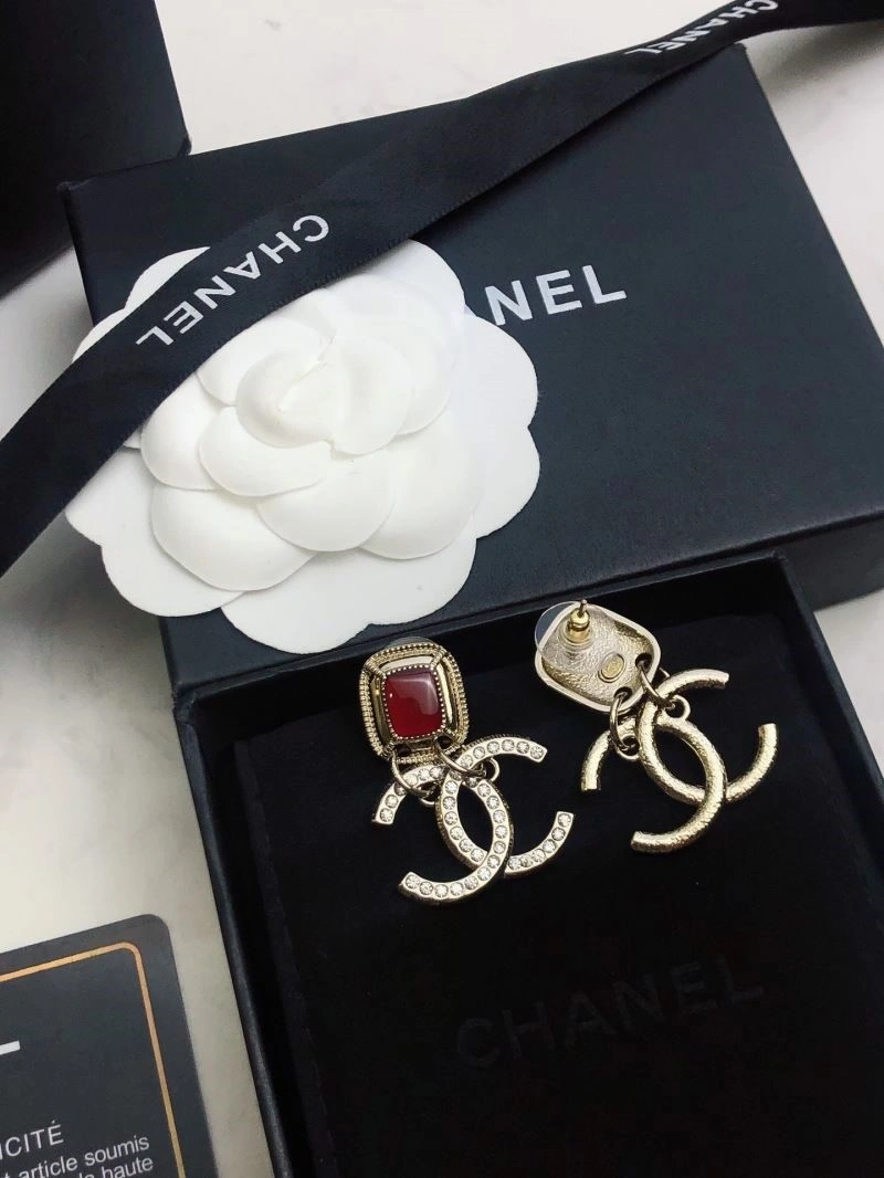 Chanel Earrings Breathable 225213