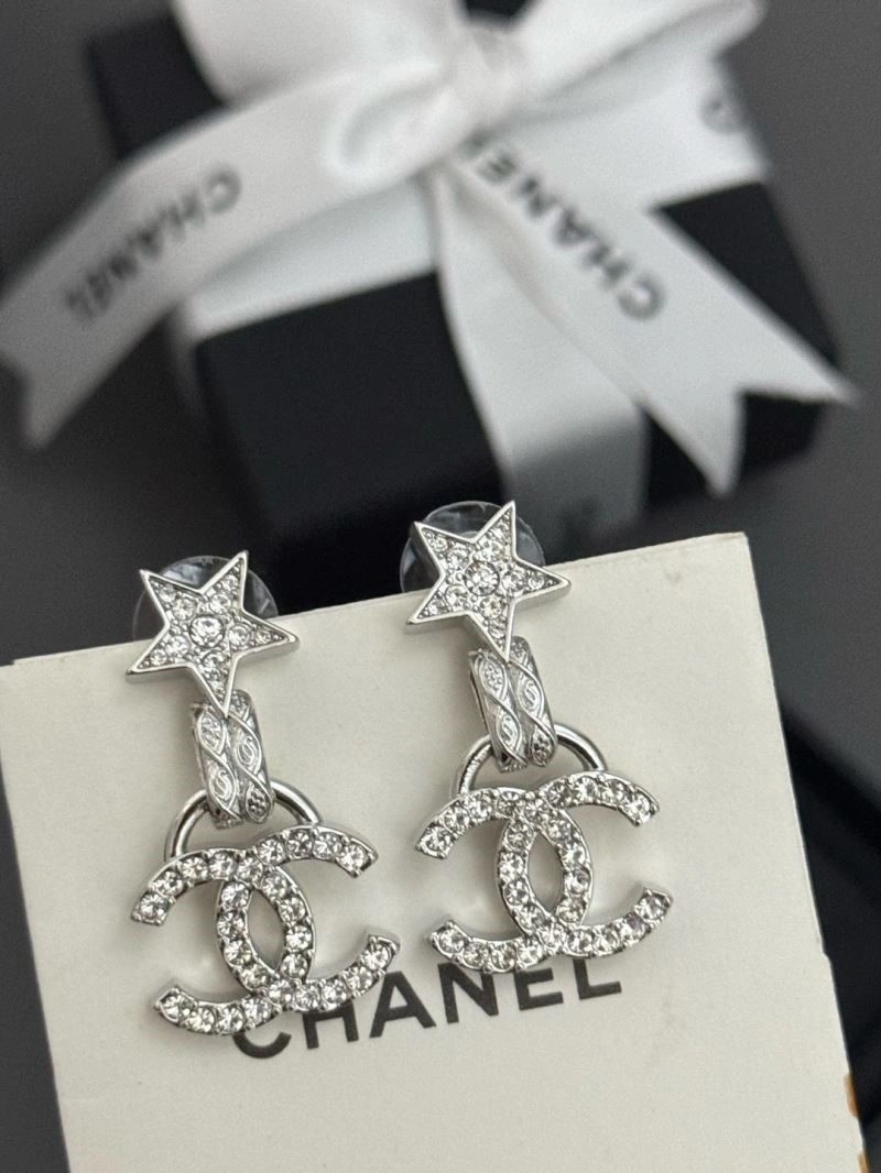 Stylish Chanel Earrings 225223