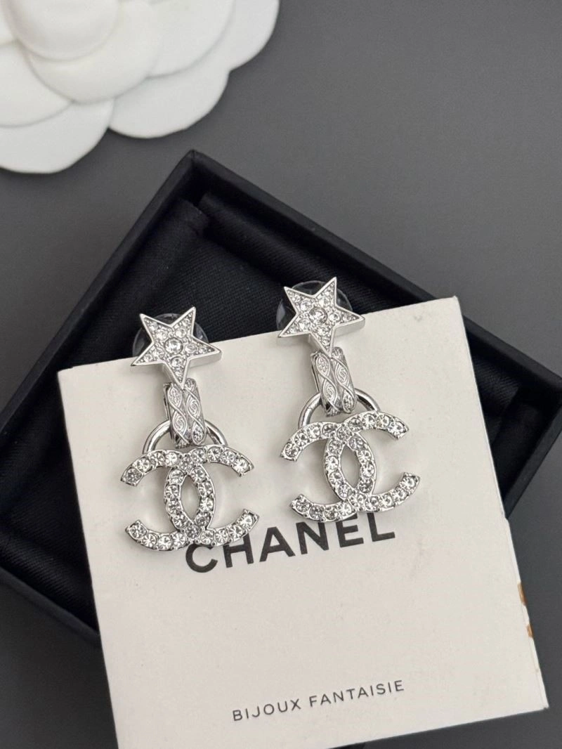 Stylish Chanel Earrings 225223
