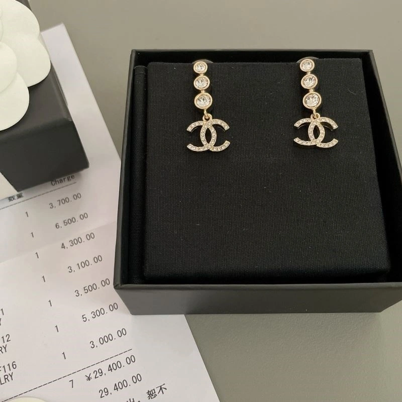Unique Chanel Earrings 225199