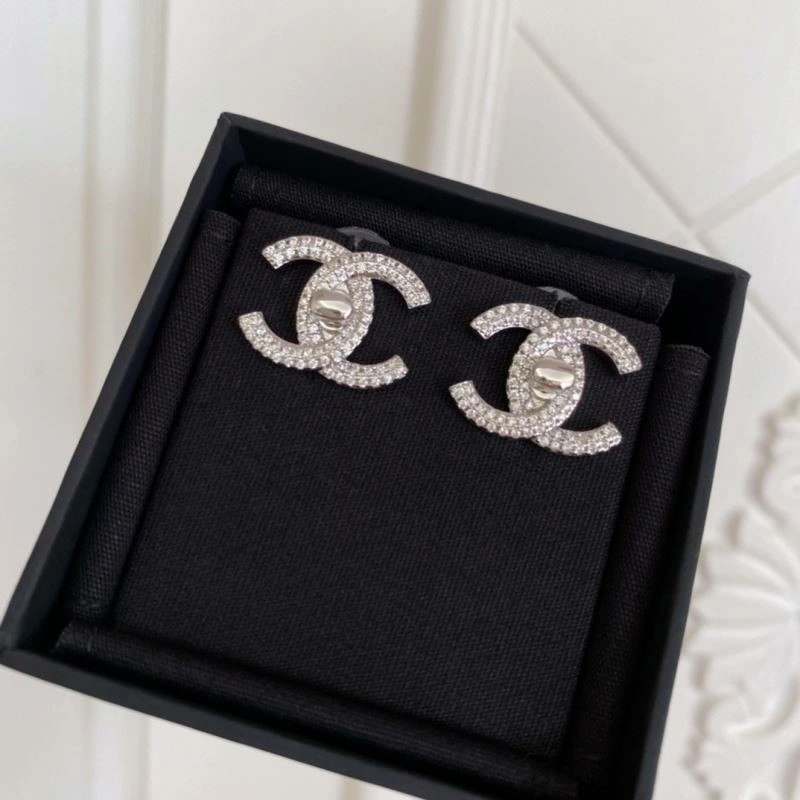 Chanel Earrings FreshLook 225197