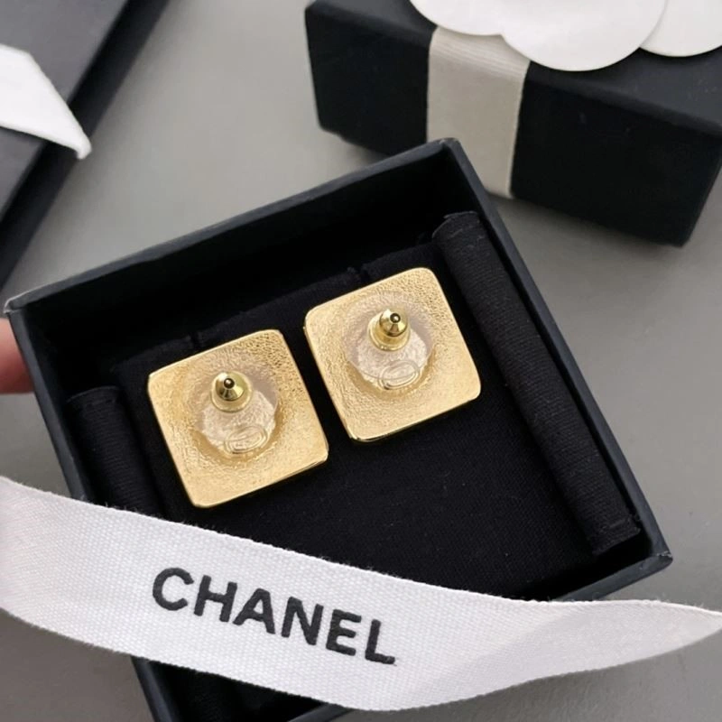 Chanel Earrings Functional 225206