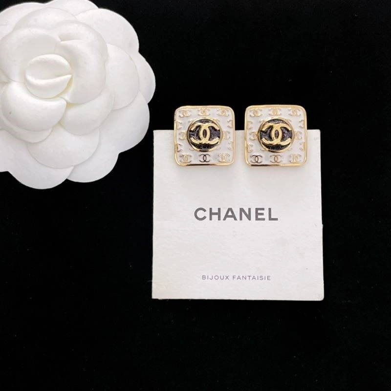 Chanel Earrings Functional 225206