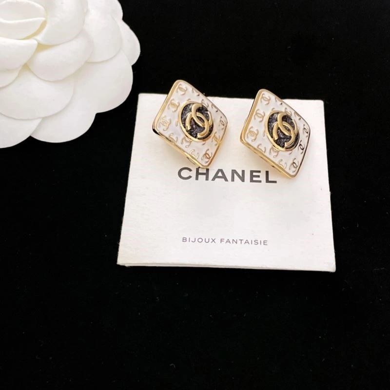 Chanel Earrings Functional 225206