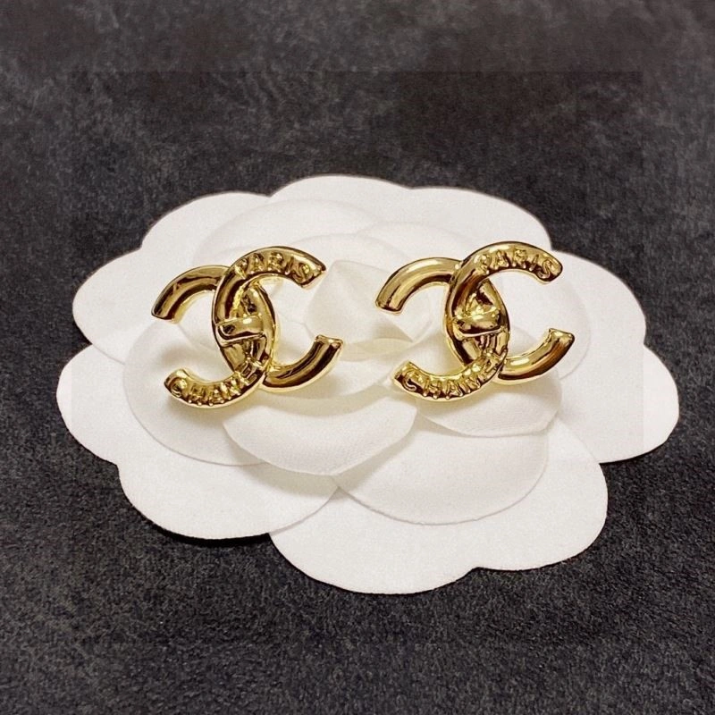 Chanel Earrings Compact 225189