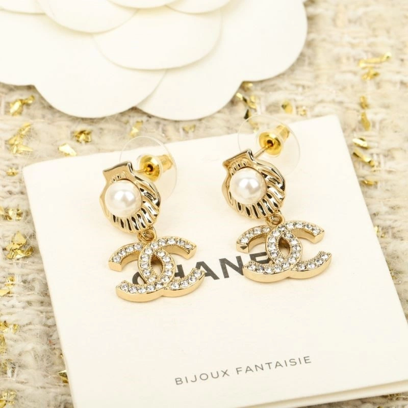 Chanel Earrings Cozy 225176