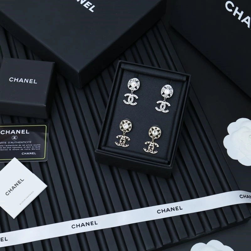 Premium Chanel Earrings 225170