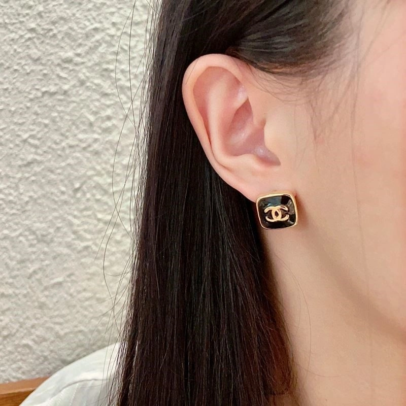 DailyWear Chanel Earrings 225179