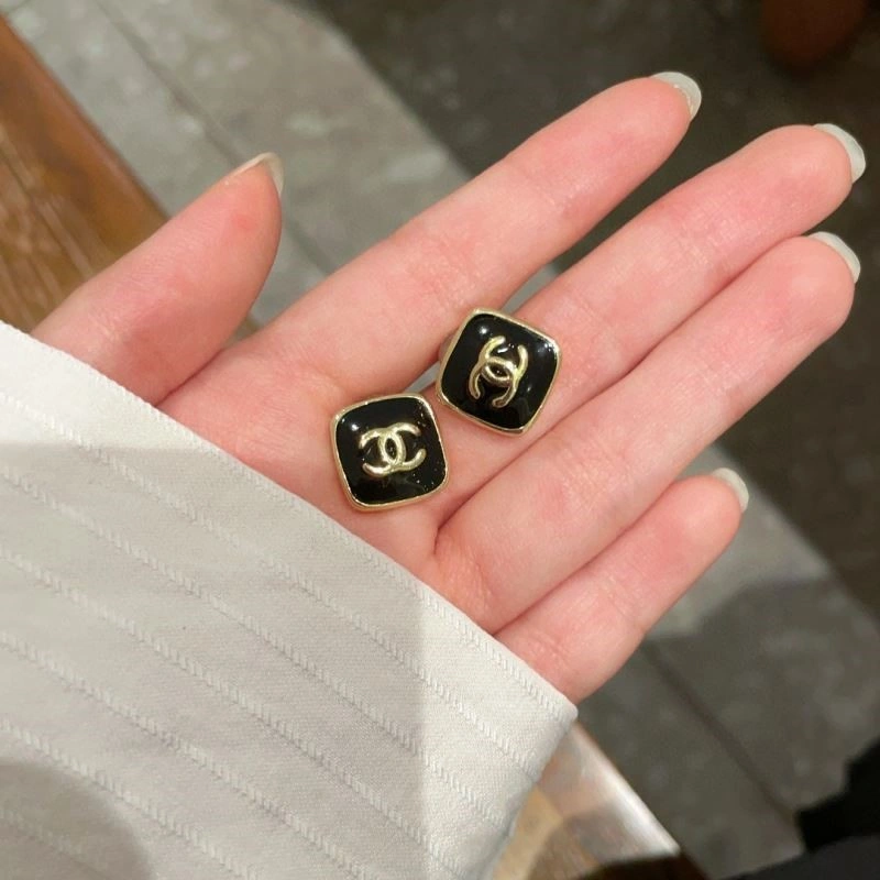 DailyWear Chanel Earrings 225179
