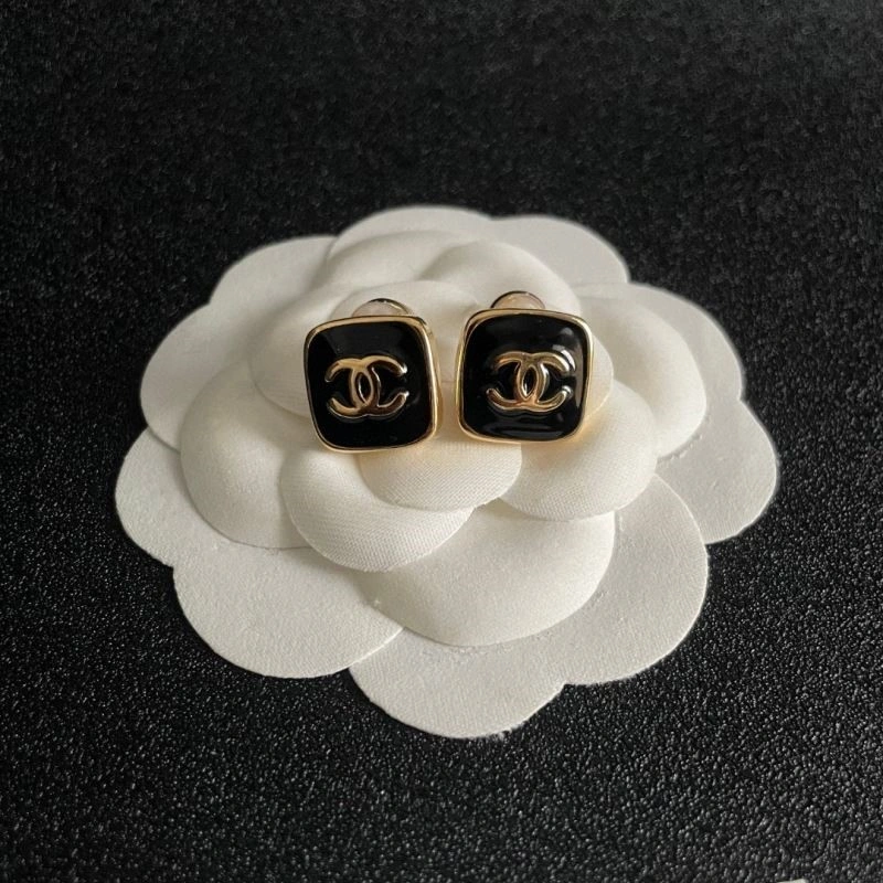 DailyWear Chanel Earrings 225179