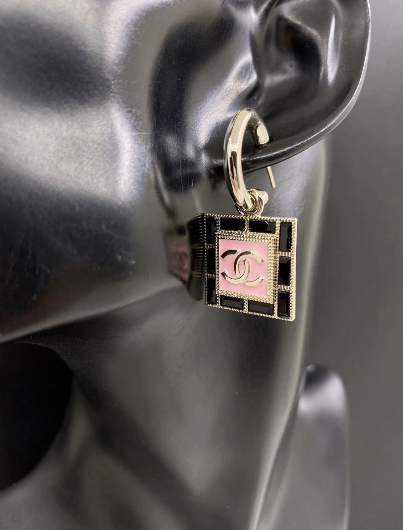 UrbanChic Chanel Earrings 225157