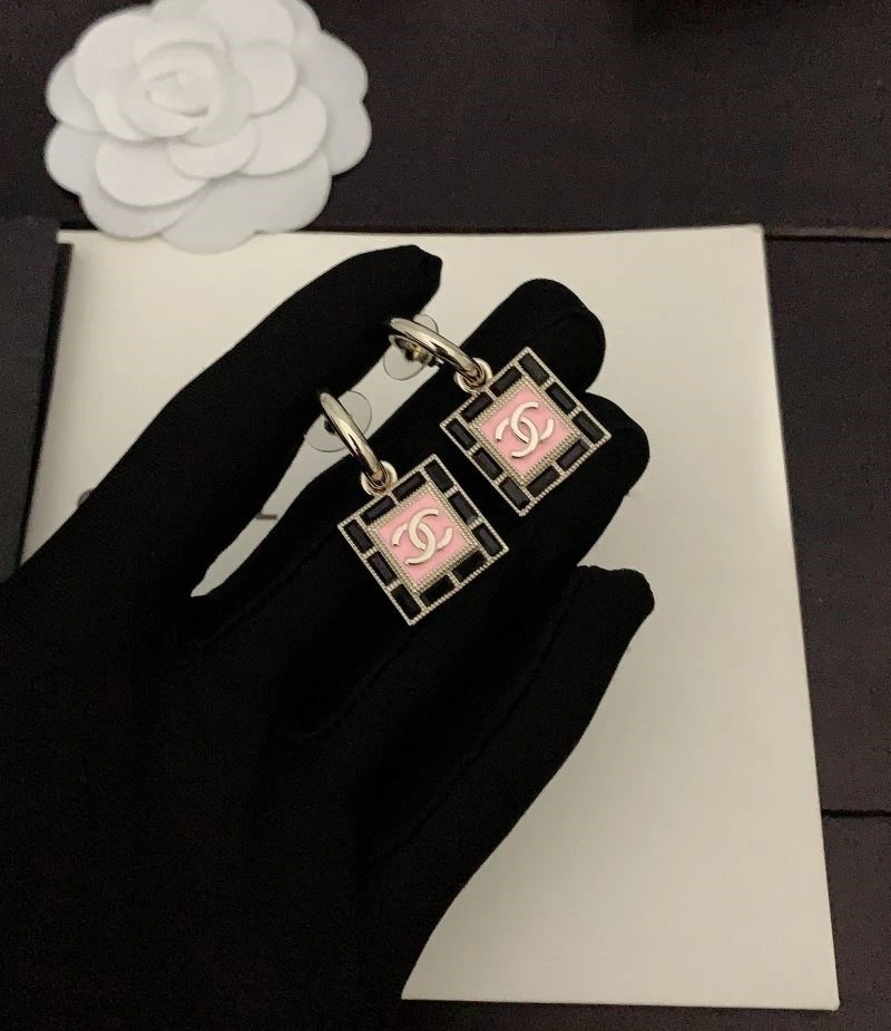 UrbanChic Chanel Earrings 225157