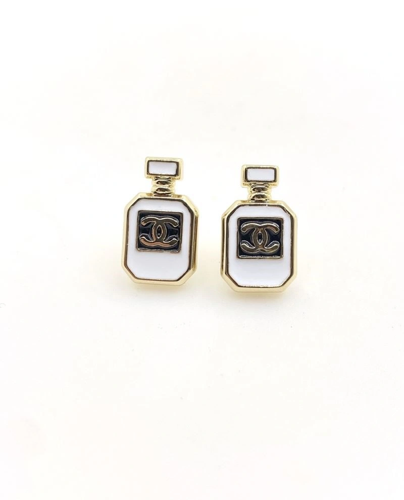 Trendsetting Chanel Earrings 225164