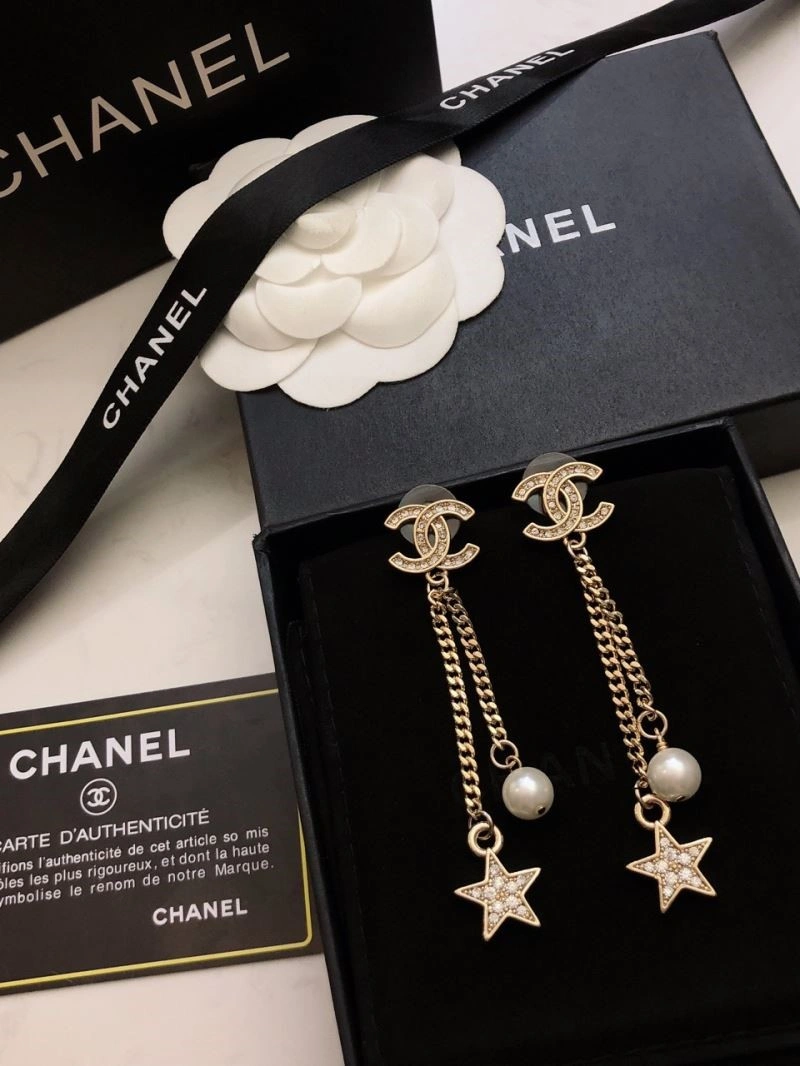 Chanel Earrings Compact 225174