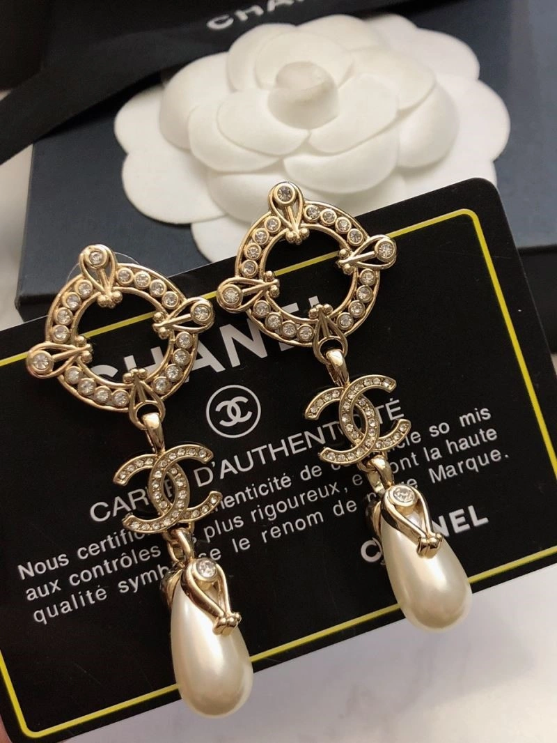 Snug Chanel Earrings 225158