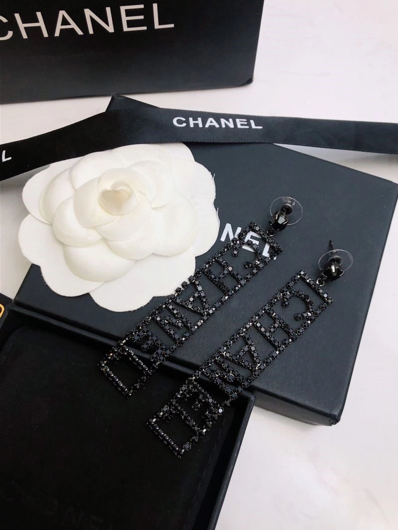 Chanel Earrings StreetReady 225155