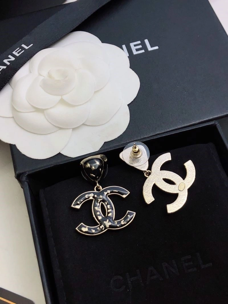 Chanel Earrings Neat 225166