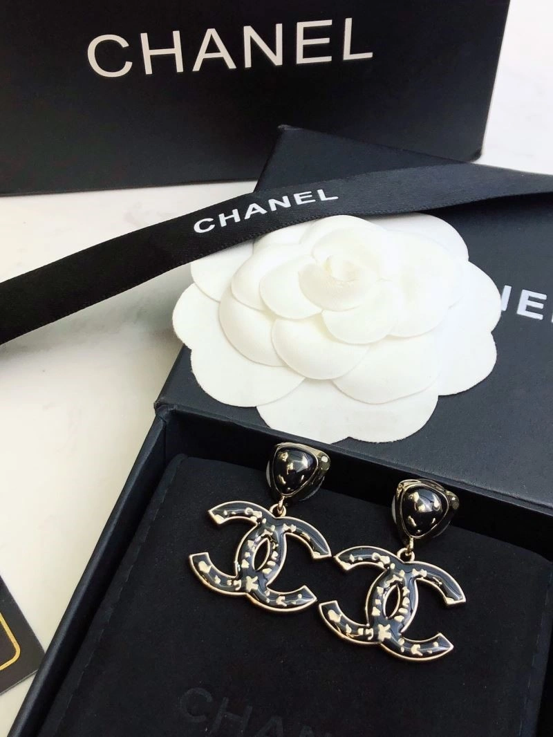Chanel Earrings Neat 225166