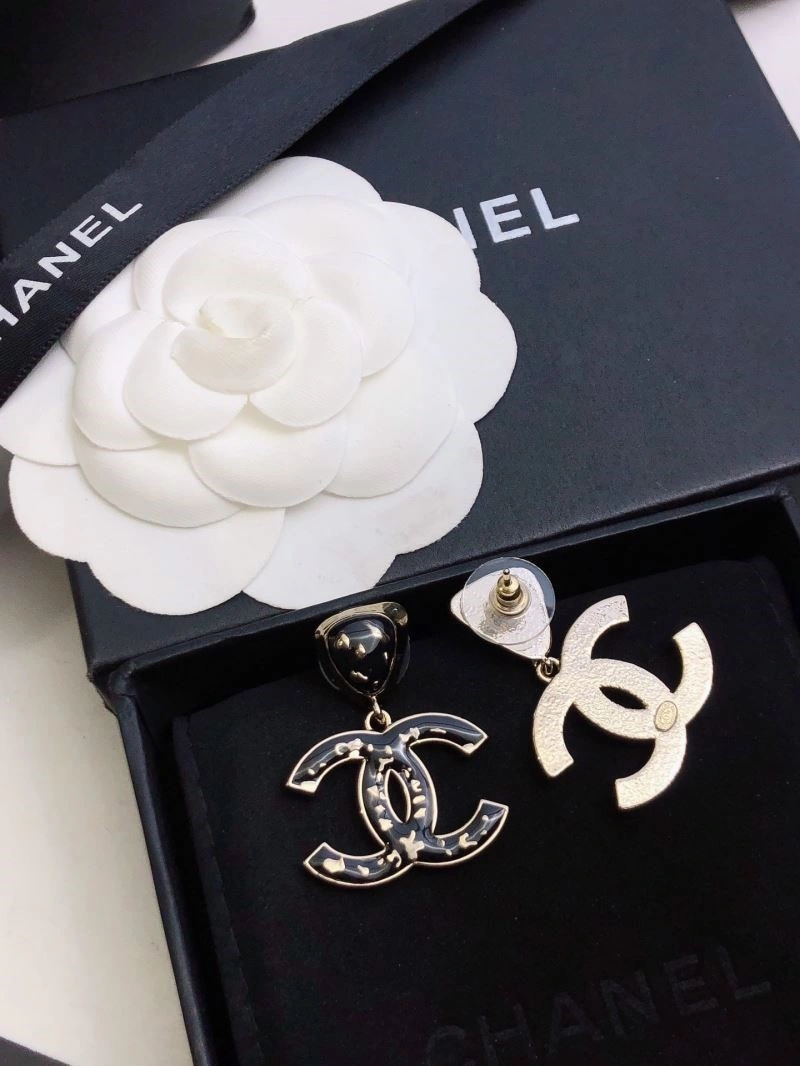 Chanel Earrings Neat 225166