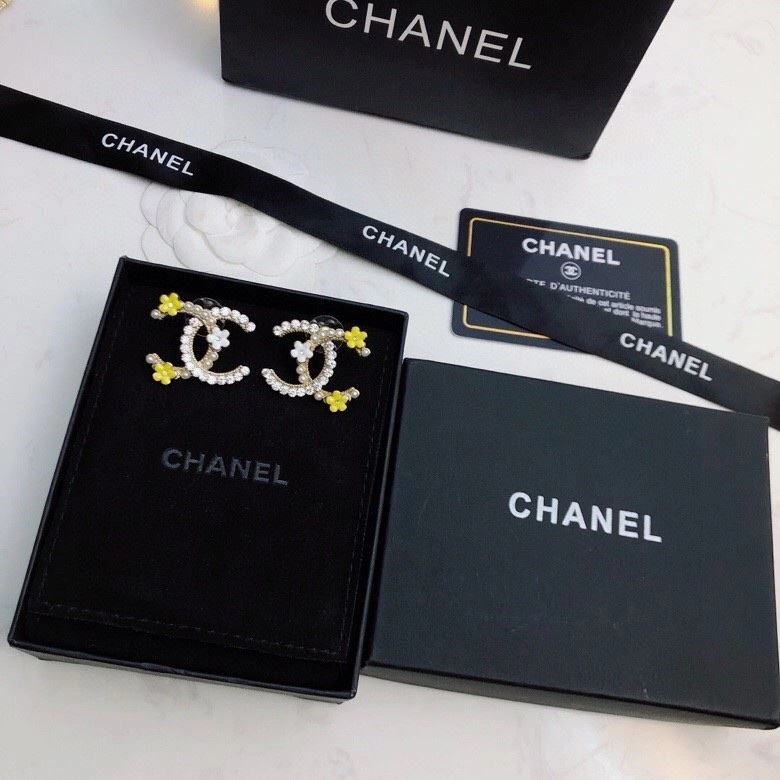 Modern Chanel Earrings 225146