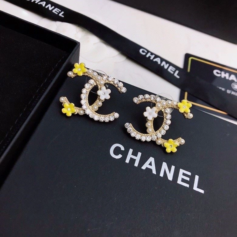 Modern Chanel Earrings 225146