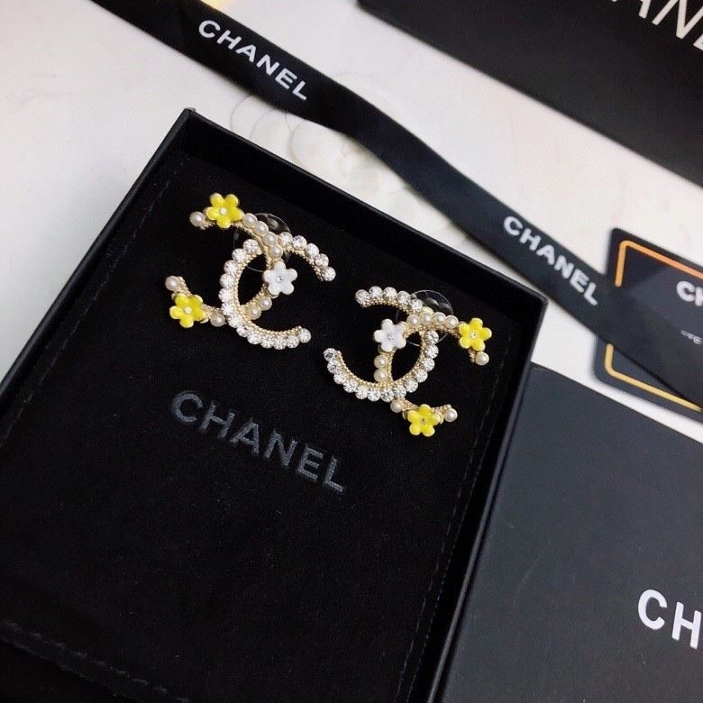 Modern Chanel Earrings 225146