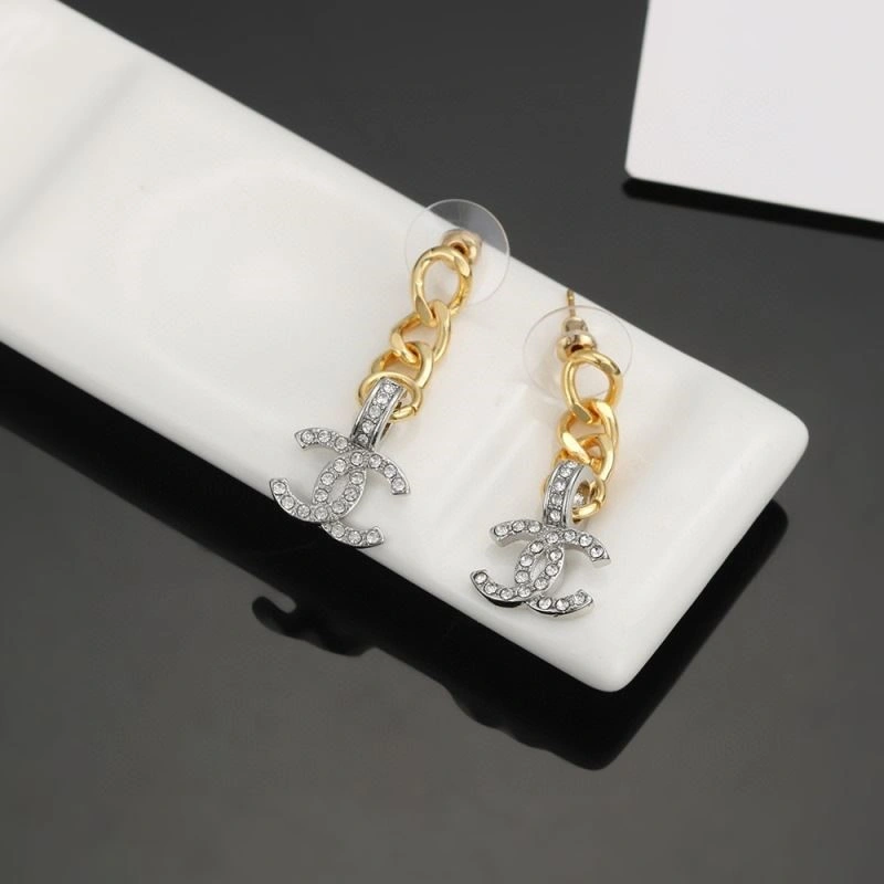 Trendsetting Chanel Earrings 225202