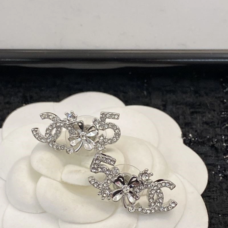 Chanel Earrings Durable 225137