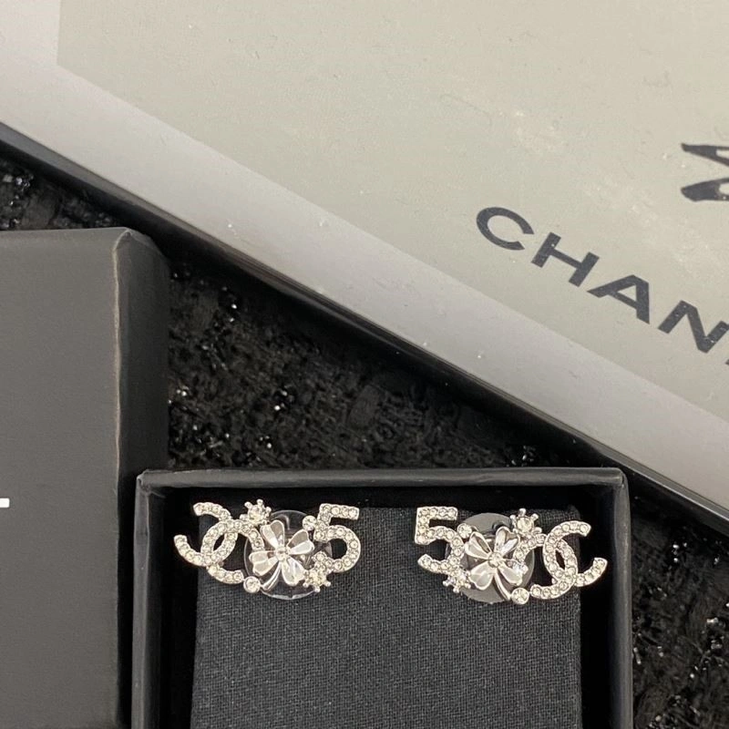 Chanel Earrings Durable 225137